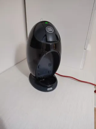 Cafetera Dolce Gusto DeLonghi