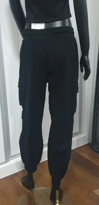 Pantalones cargo negros