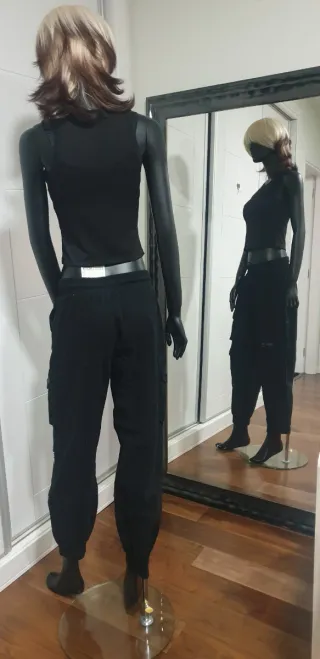 Pantalones cargo negros