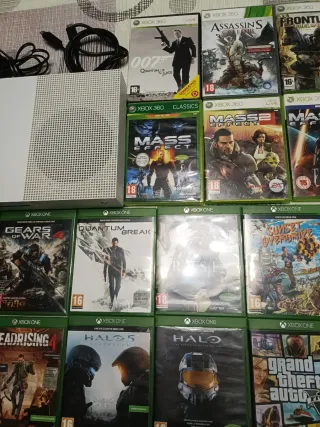 Lote Xbox One: Consola + 19 Juegos