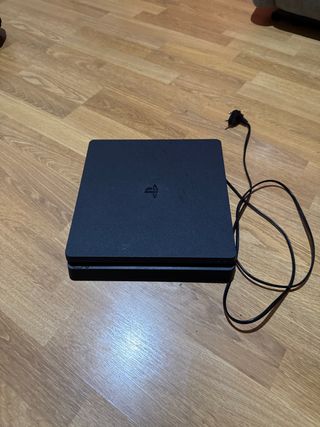 Consola Ps 4 Slim Negra no funciona lo de disco