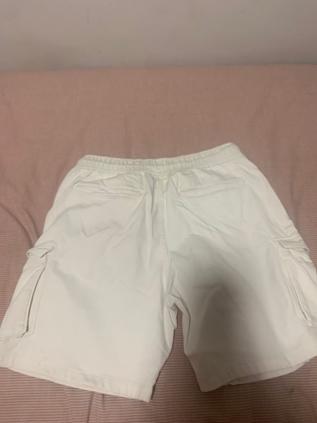 Pantalones cortos cargo blancos