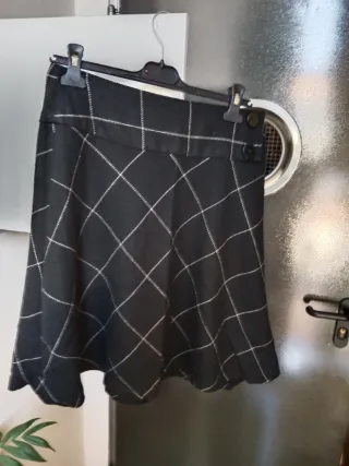 Falda Zara Talla 40 Cuadros