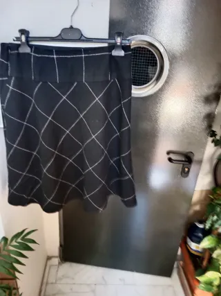 Falda Zara Talla 40 Cuadros