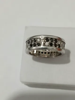 Aliança Prata 925 Zircónias Pretas e Brancas