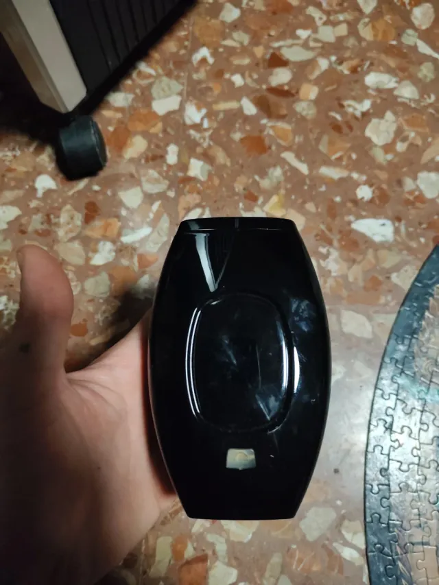 Depilatore Laser Nero (OCCHIALI IN OMAGGIO)