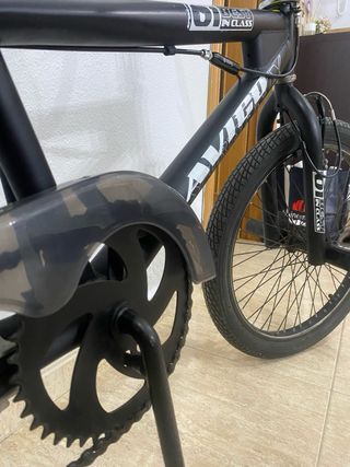 Bicicleta BMX Avigo Negra