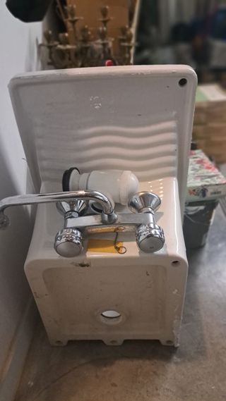 Lavadero Blanco con Tabla de Fregar