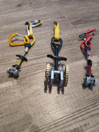 Friends Escalada (Cams)