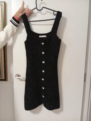 Vestido fiesta Zara negro con brillos