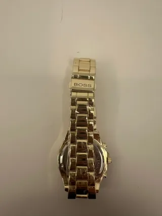 Reloj Hugo Boss Dorado.