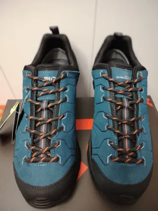 Zapatillas Impermeables T 43 Nuevas