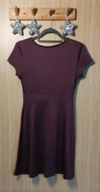 Vestido morado cruzado manga corta