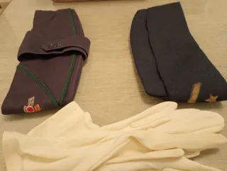 Gorros Militares E A.Faena Paseo más guantes gala