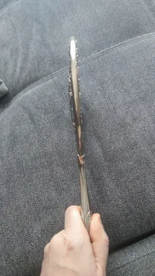 Espejo de mano antiguo plateado