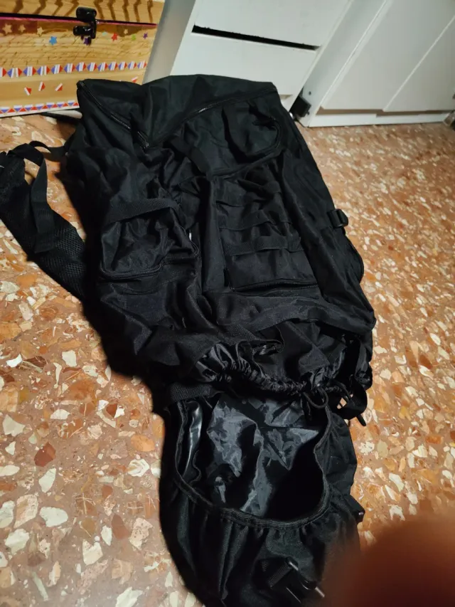 Zaino da escursionismo nero 100L