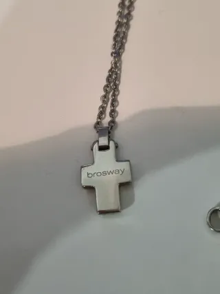 Collana Brosway con ciondolo a croce