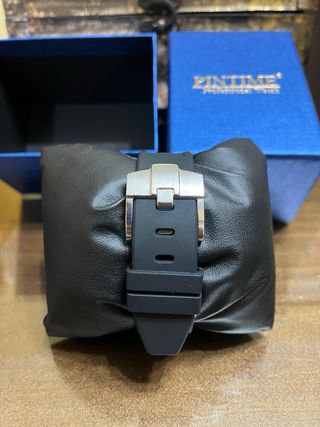 Reloj Pintime Lujoso con Cristales