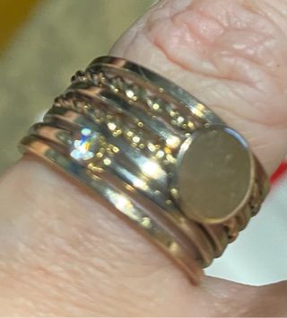 8 Anillos Dorados y Plateados