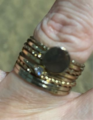 8 Anillos Dorados y Plateados