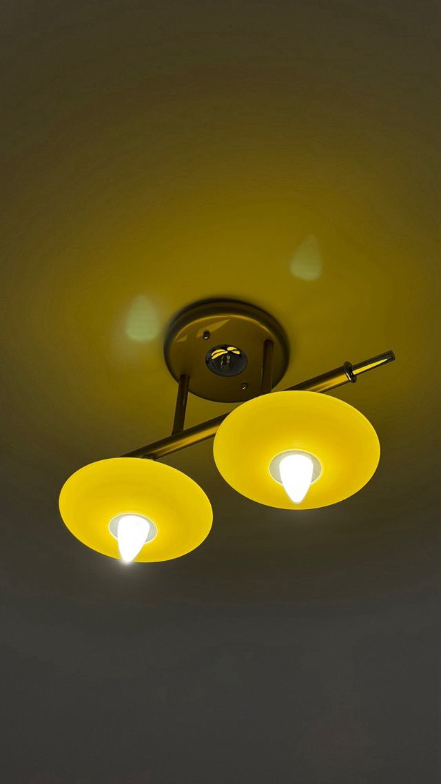 Lampada da soffitto moderna gialla