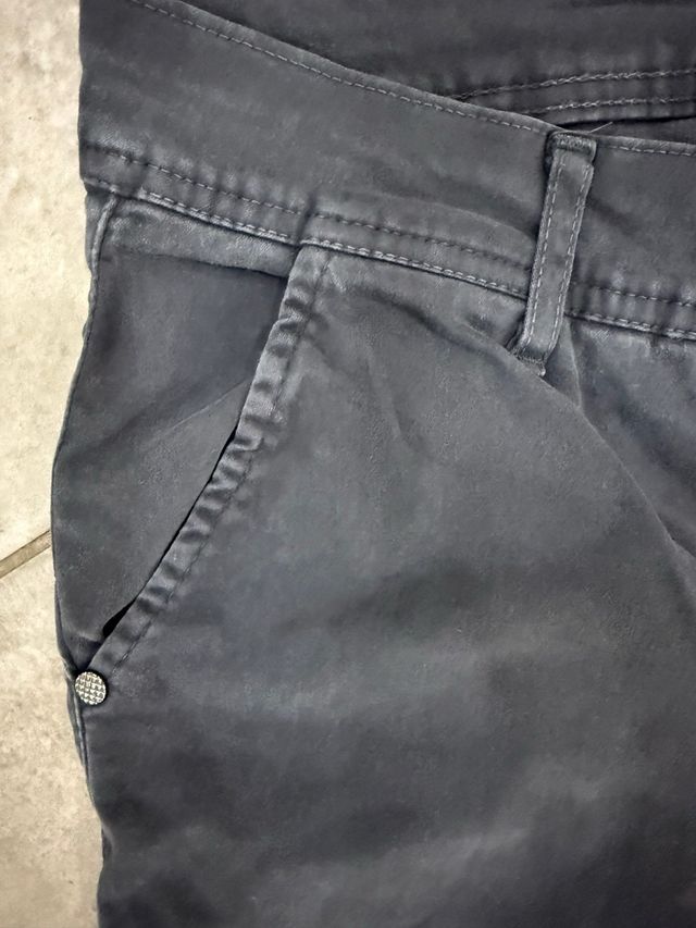 Pantaloni donna grigi