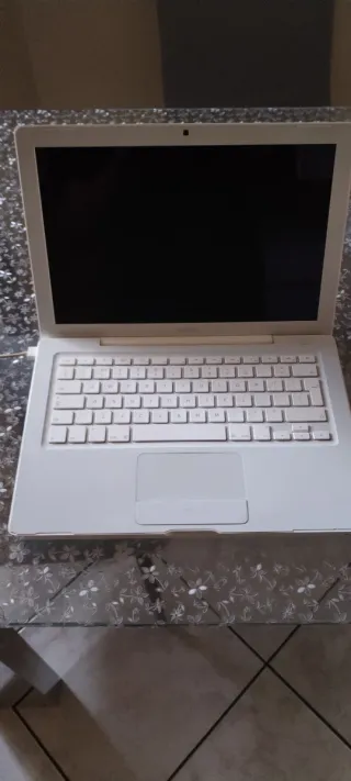 Macbook Apple bianco