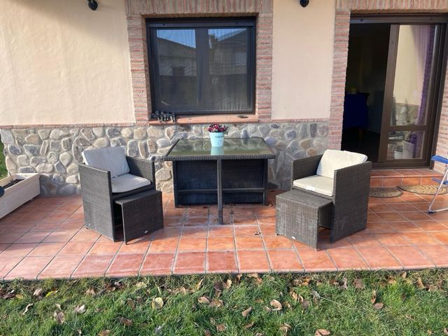 Conjunto de jardín mesa y sillas