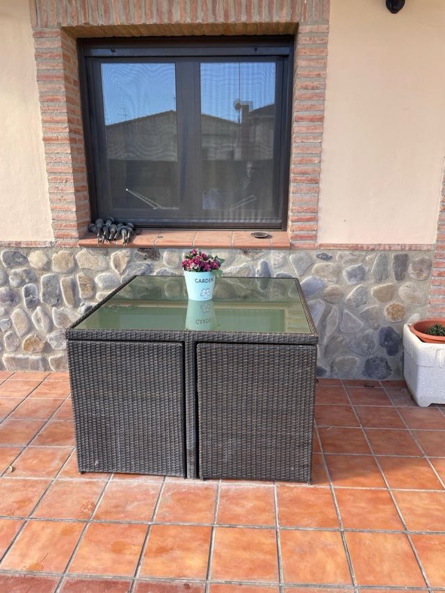 Conjunto de jardín mesa y sillas