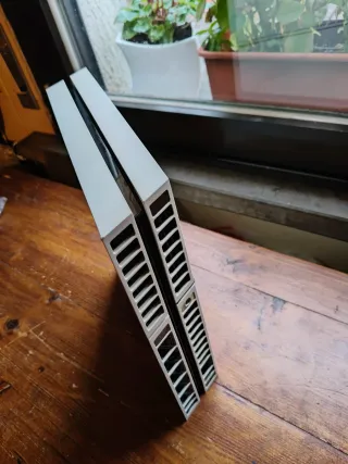 Ps4 Fat Bianca Completa di Giochi e Controller