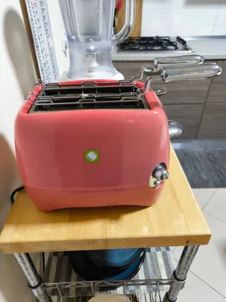 Tostapane rosso