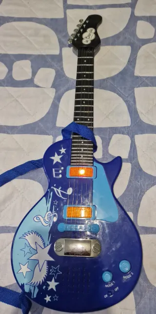 Guitarra electrica de juguete La Banda