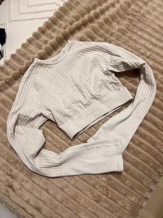 Top manga larga beige prozis