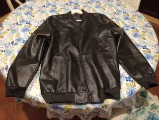 Giubbotto sportivo nero