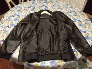 Giubbotto sportivo nero