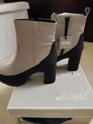 Stivaletti Tamaris donna e grigio e neri