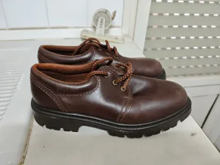 Zapatos de vestir marrones para hombre
