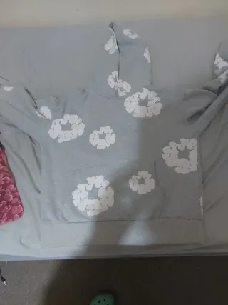 Sudadera Denim Tears gris con estampado