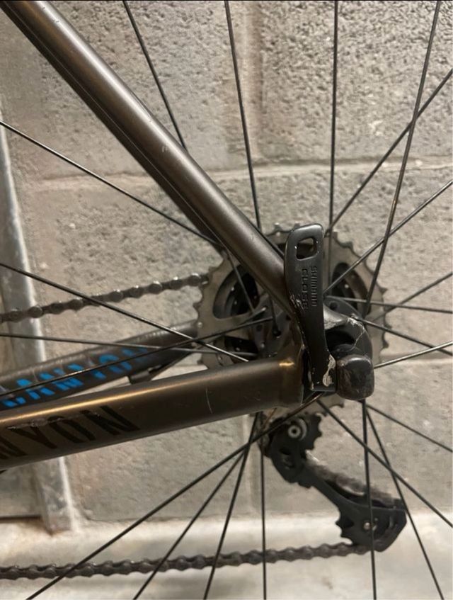 Bicicleta de Canyon Endurace AL