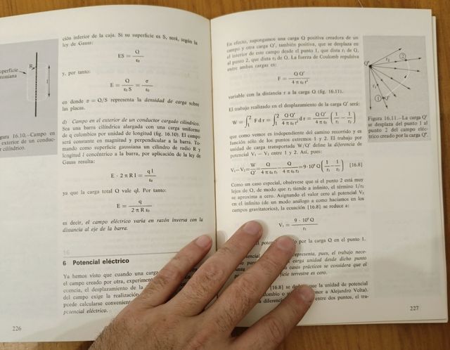 Libro antiguo escolar fisica