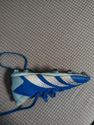 Botas fútbol niño Adidas Predator Talla 32