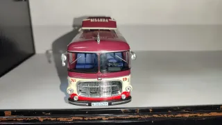 Lote 2 Autobuses Pegaso 1/43