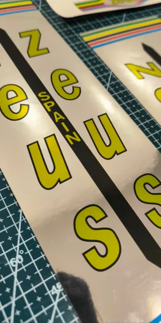 PEGATINAS "ZEUS"