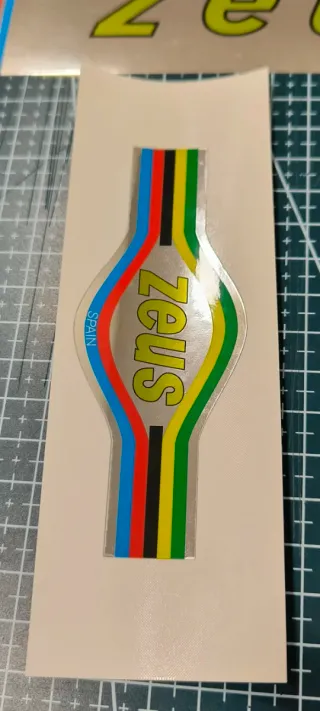PEGATINAS "ZEUS"