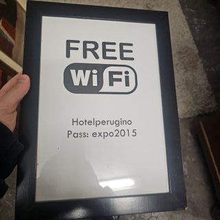 Cornice quadro finto legno, 1 euro l'una