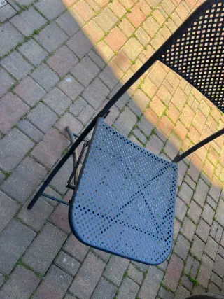 Set tavolo e 4 sedie pieghevoli