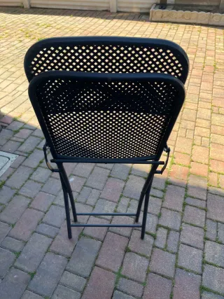 Set tavolo e 4 sedie pieghevoli