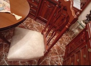 Muebles  salón comedor de madera.Precio negociable