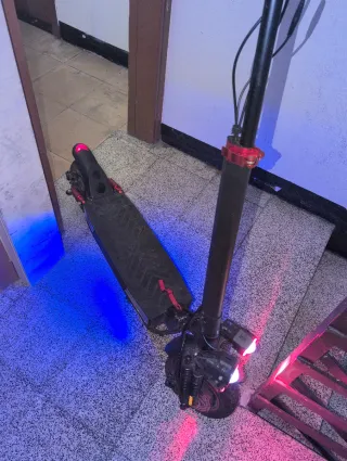 URGE_patinete Eléctrico con Luces LED y 2 motors