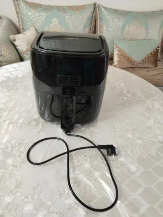 Freidora de Aire SilverCrest Negra (No enciende)